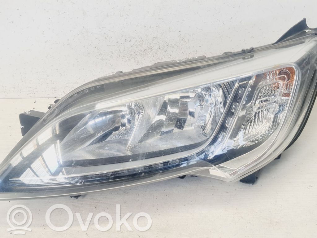 Lampa przednia   1394430080,04J7T3,48130748LH