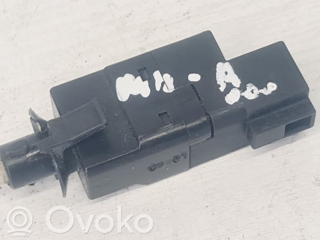 Mercedes-Benz A W168 Interruptor sensor del pedal de freno 