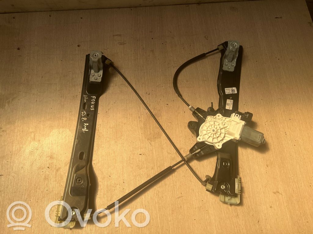 Ford Focus Front door window regulator with motor 