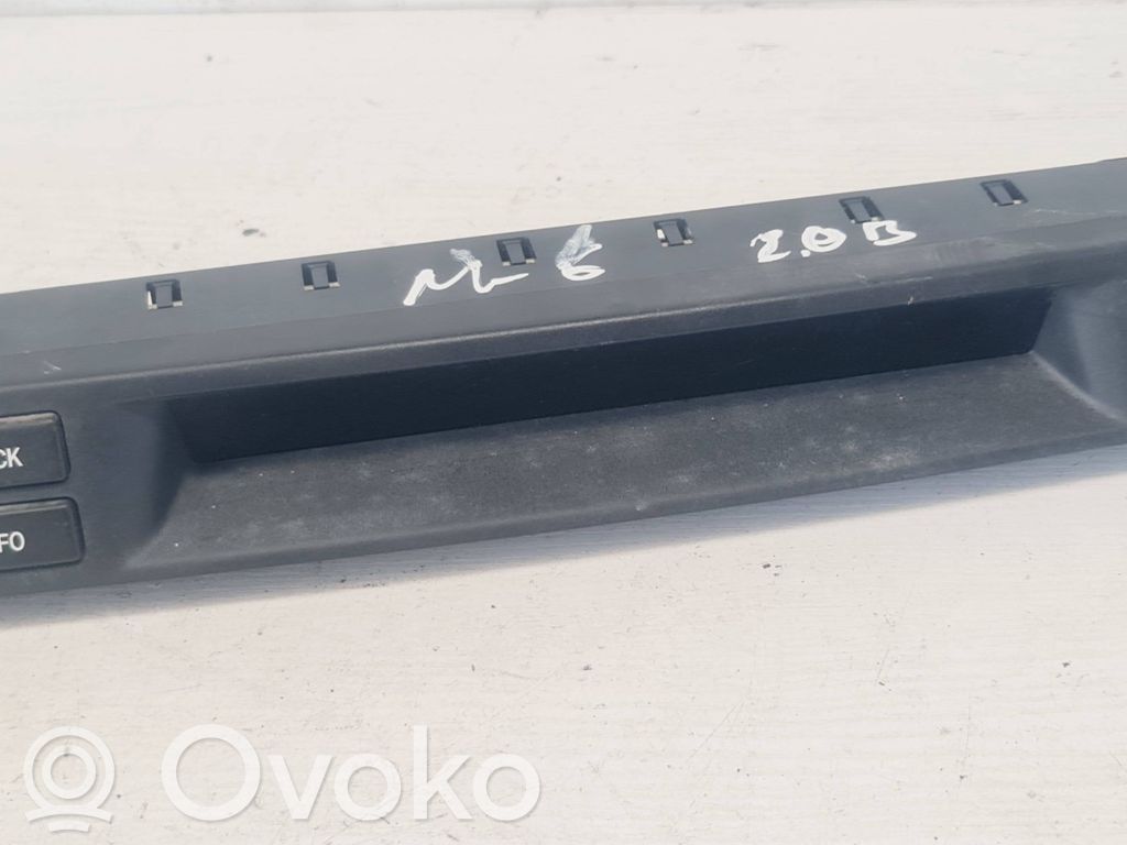 Mazda 6 Screen/display/small screen 