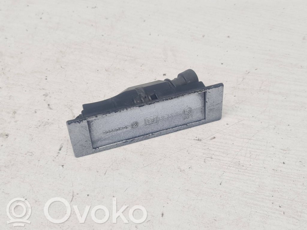 Alfa Romeo 166 Éclairage de plaque d'immatriculation 