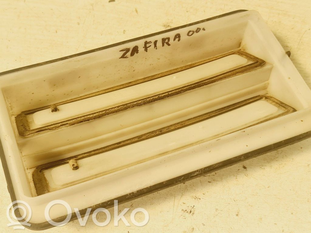 Opel Zafira A Ventiliacinės grotelės 