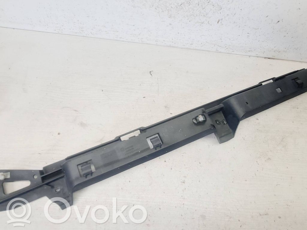 Opel Astra H Soporte de montaje del parachoques trasero 
