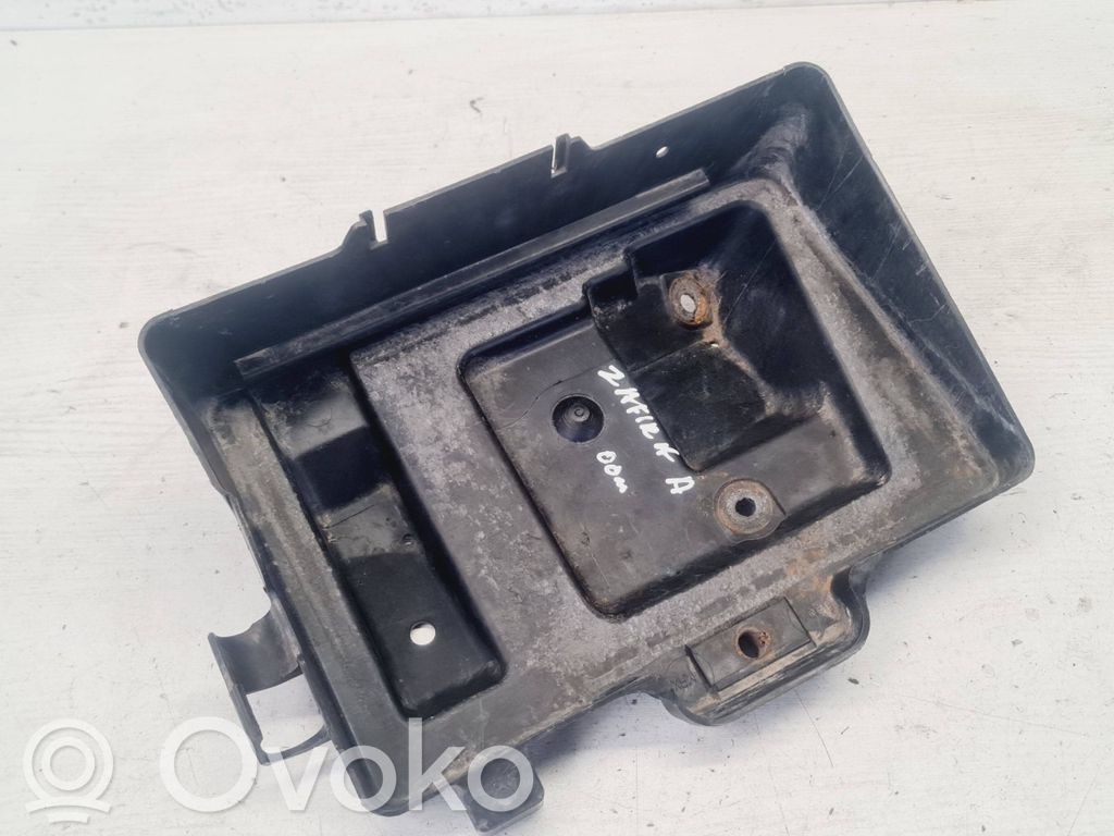 Opel Zafira A Akun alusta 