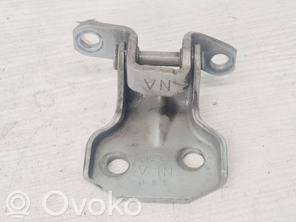 Subaru Impreza II Front door upper hinge 