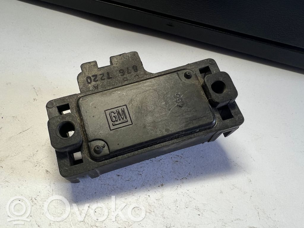 Air pressure sensor   8767220