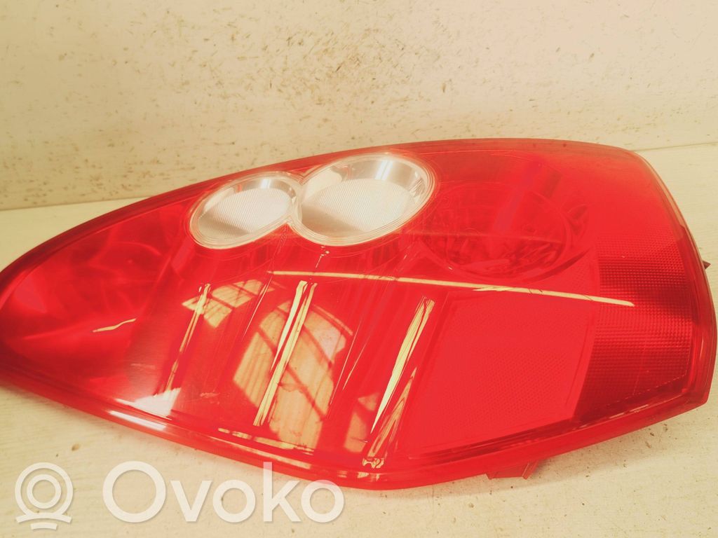 Mazda 5 Rear/tail lights 