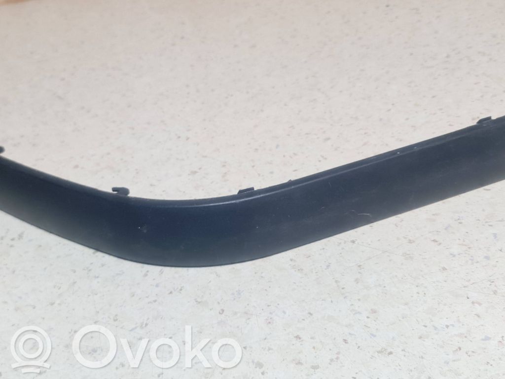 BMW 3 E36 Listón embellecedor del parachoques delantero 