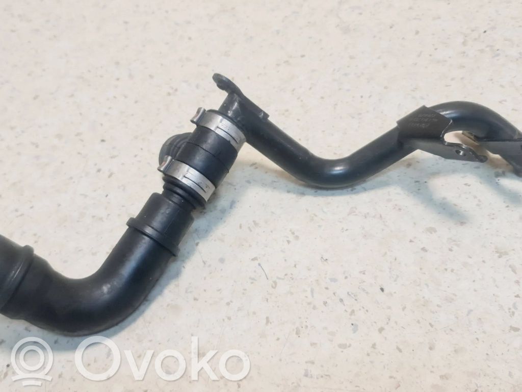Rura / Wąż dolotowy powietrza   06B103213G,06A103347
