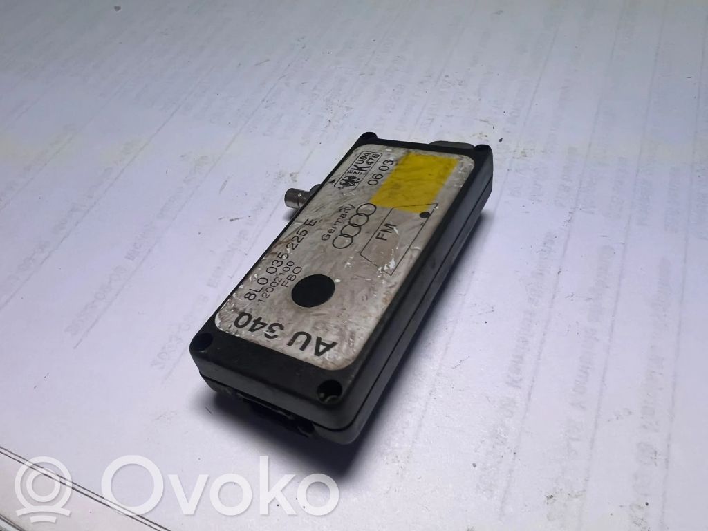 Audi A3 S3 8L Pystyantennivahvistin 