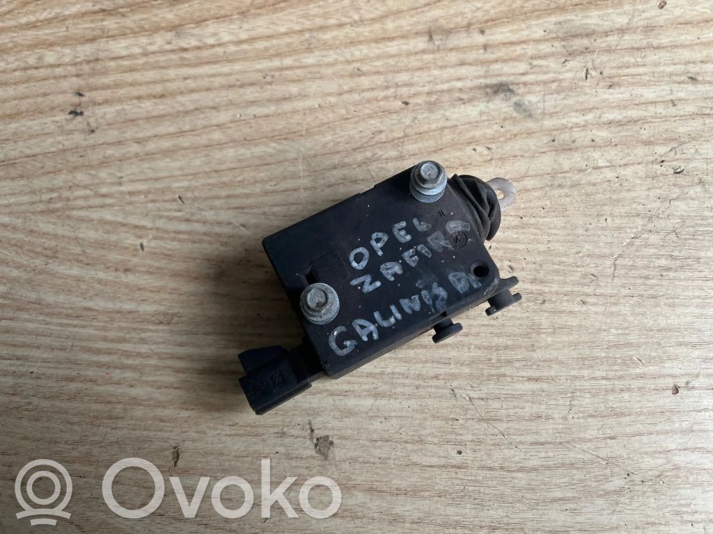 Opel Zafira A Central locking motor 