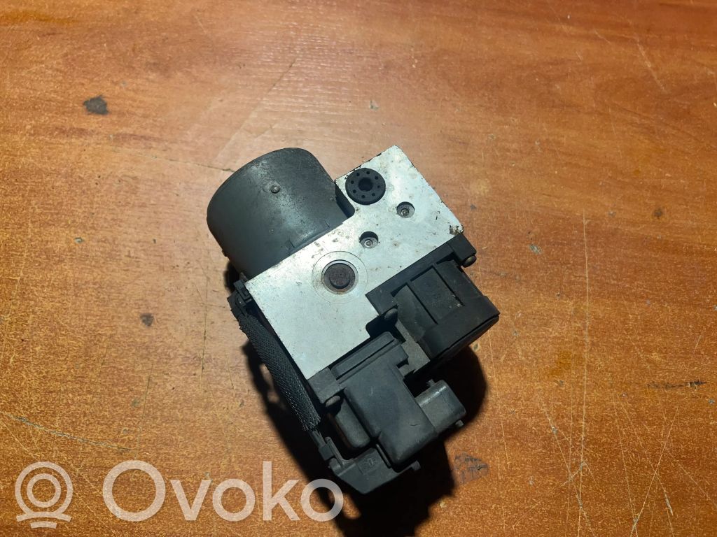 Mitsubishi Carisma Pompa ABS 