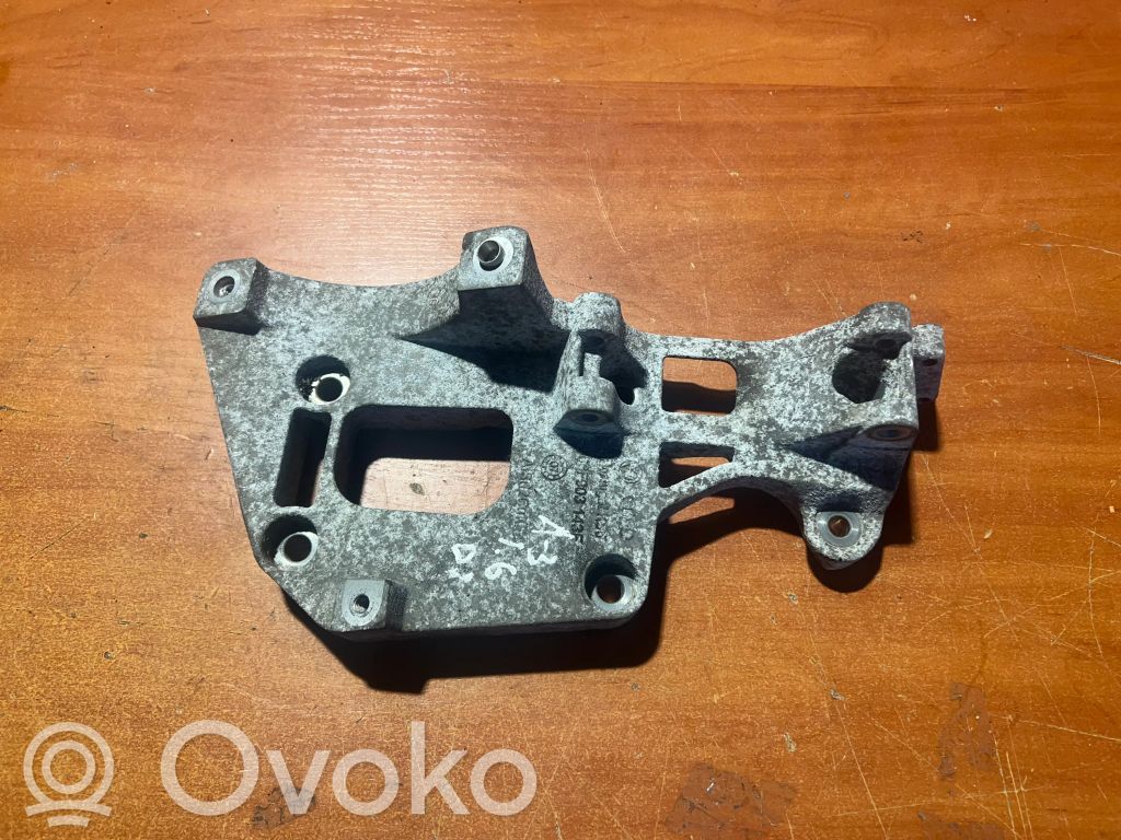 Audi A3 S3 8P Generator/alternator bracket 