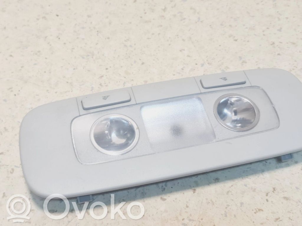 Skoda Octavia Mk3 (5E) Lampka podsufitki tylna 