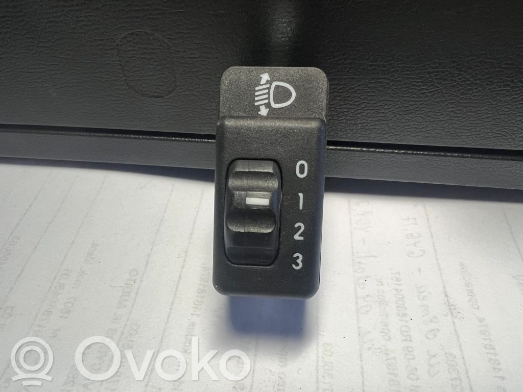 Przycisk / Pokrętło regulacji świateł   009204272,3518083E10,3518083E10