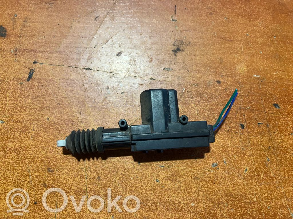 Volkswagen Transporter - Caravelle T4 Central locking motor 
