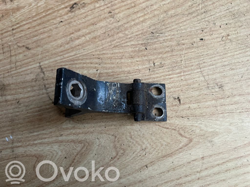 Audi 80 90 B3 Front door upper hinge 
