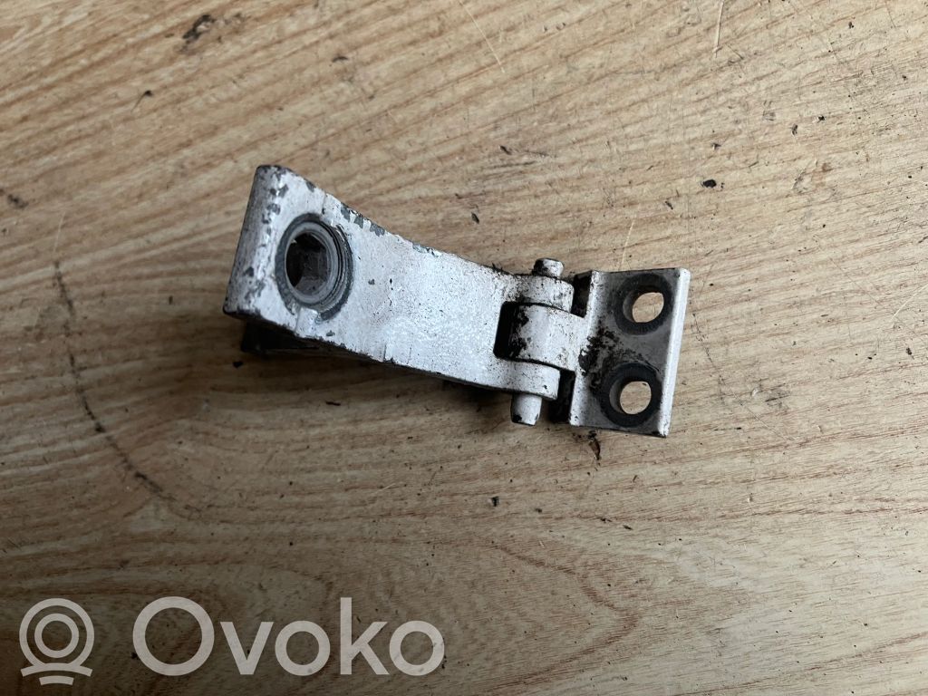 Audi 80 90 B3 Front door upper hinge 