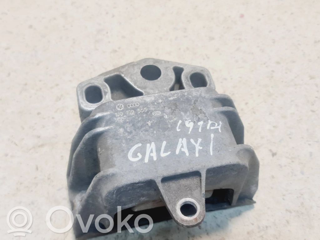 Ford Galaxy Variklio pagalvė 