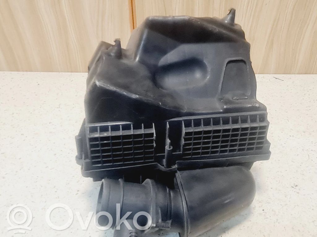 Ford Galaxy Air filter box 