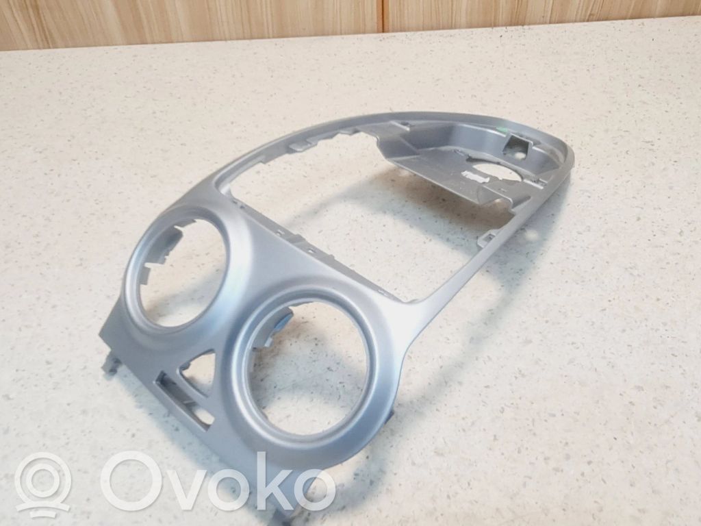 Opel Corsa D Revestimiento central del tablero 