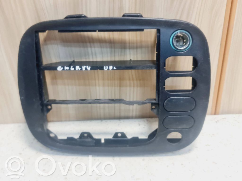 Ford Galaxy Moldura de la unidad delantera de radio/GPS 