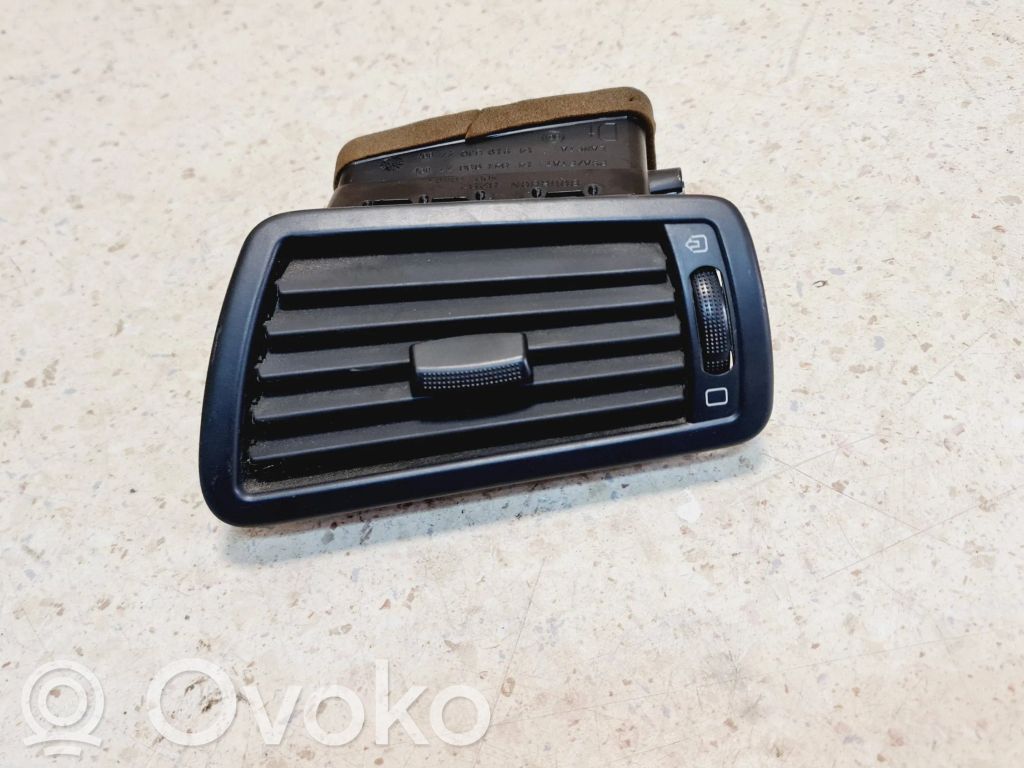 Citroen C8 Boczna kratka nawiewu deski rozdzielczej 
