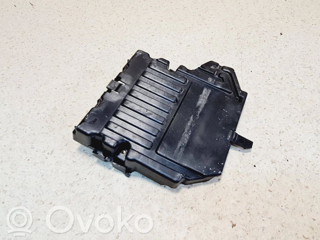Peugeot 207 Other engine bay part 