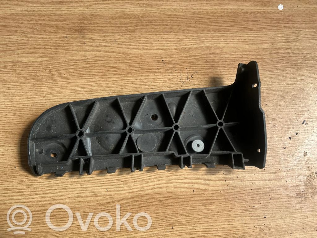 Audi A4 S4 B6 8E 8H Staffa di rinforzo montaggio del paraurti posteriore 