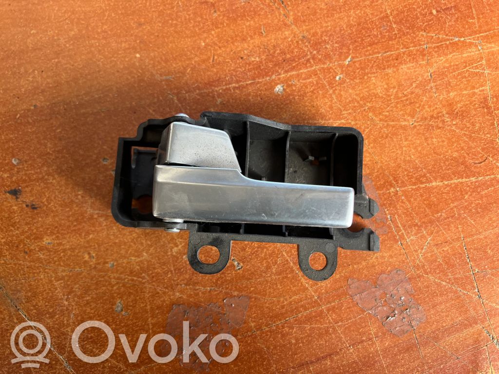 Ford Focus Front door interior handle 