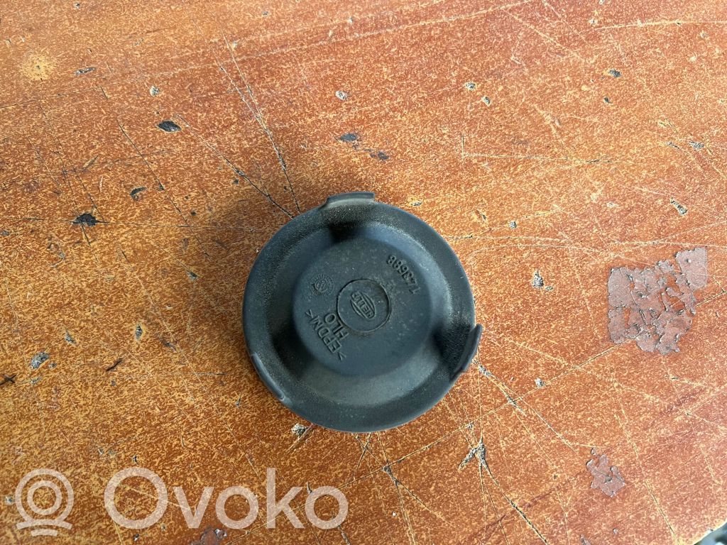 Deckel Abdeckung Scheinwerfer   143688
