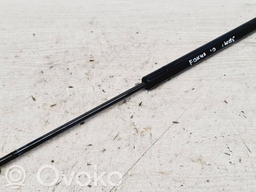 Ford Focus Tailgate/trunk strut/damper 