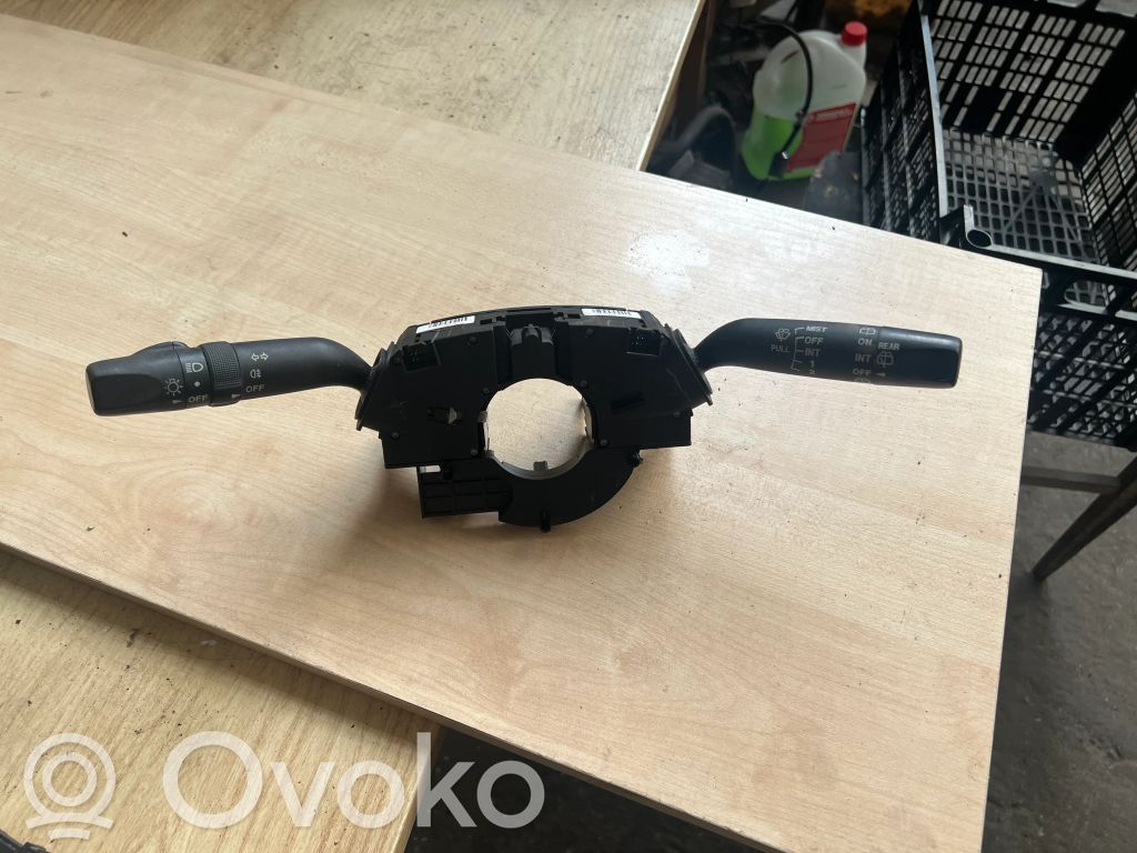 Mazda 2 Wiper turn signal indicator stalk/switch 
