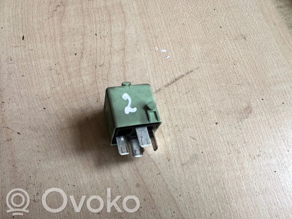 BMW 3 E46 Otros relés 