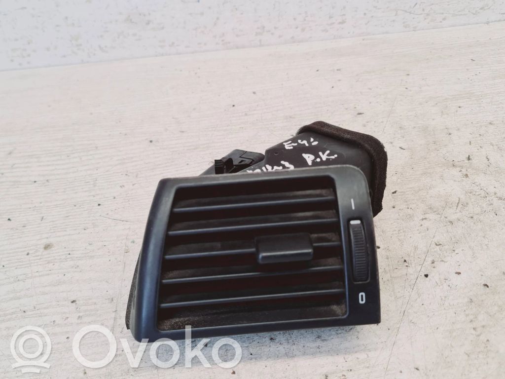 BMW 3 E46 Šoninės oro grotelės 