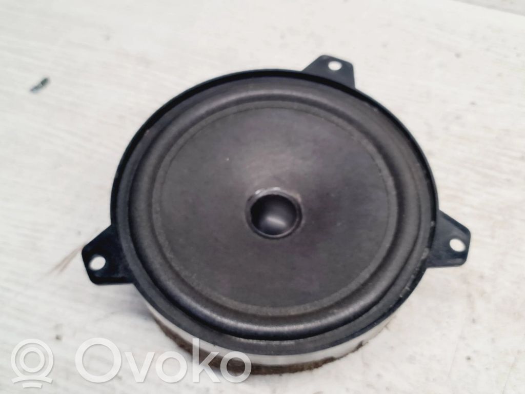 BMW 3 E46 Rear door speaker 