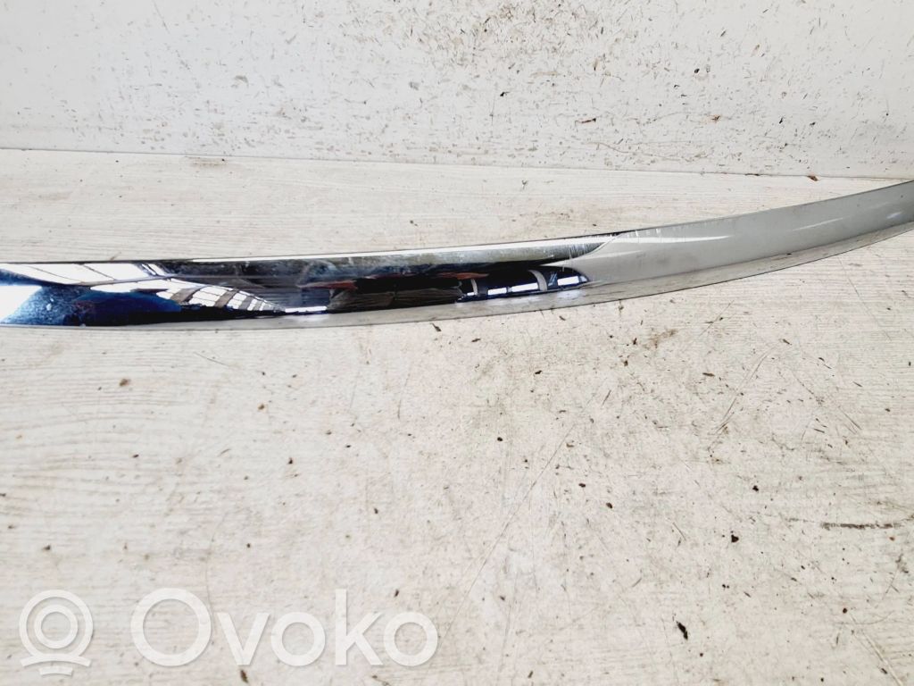 Ford Focus Bonnet/hood grill 