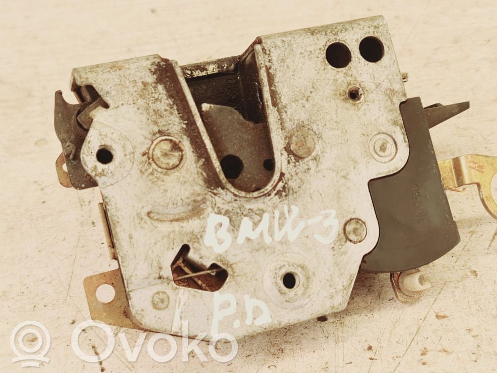 Front door lock   8122418