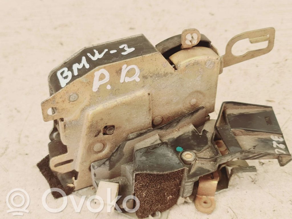 BMW 3 E36 Front door lock 