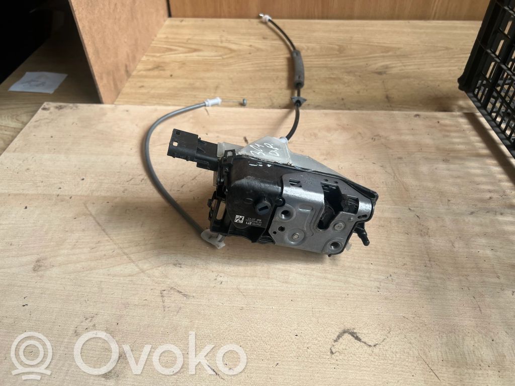 Peugeot 301 Priekšpusē slēdzene 