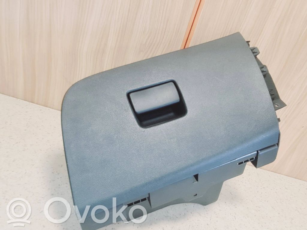 Opel Astra K Daiktadėžės (bordačioko) komplektas 