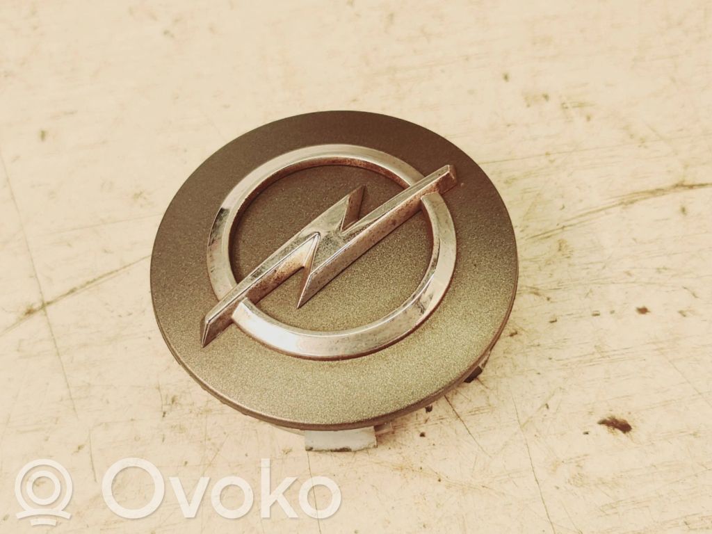 Opel Astra K Gamyklinis rato centrinės skylės dangtelis (-iai) 