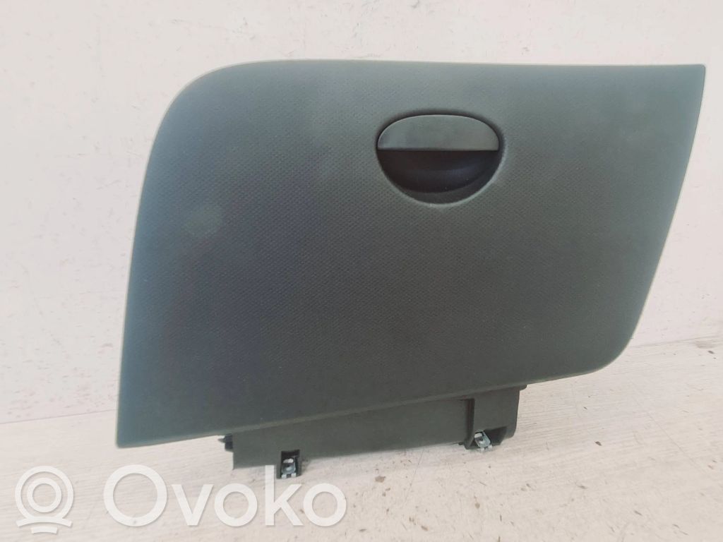 Seat Leon (1P) Guantera 