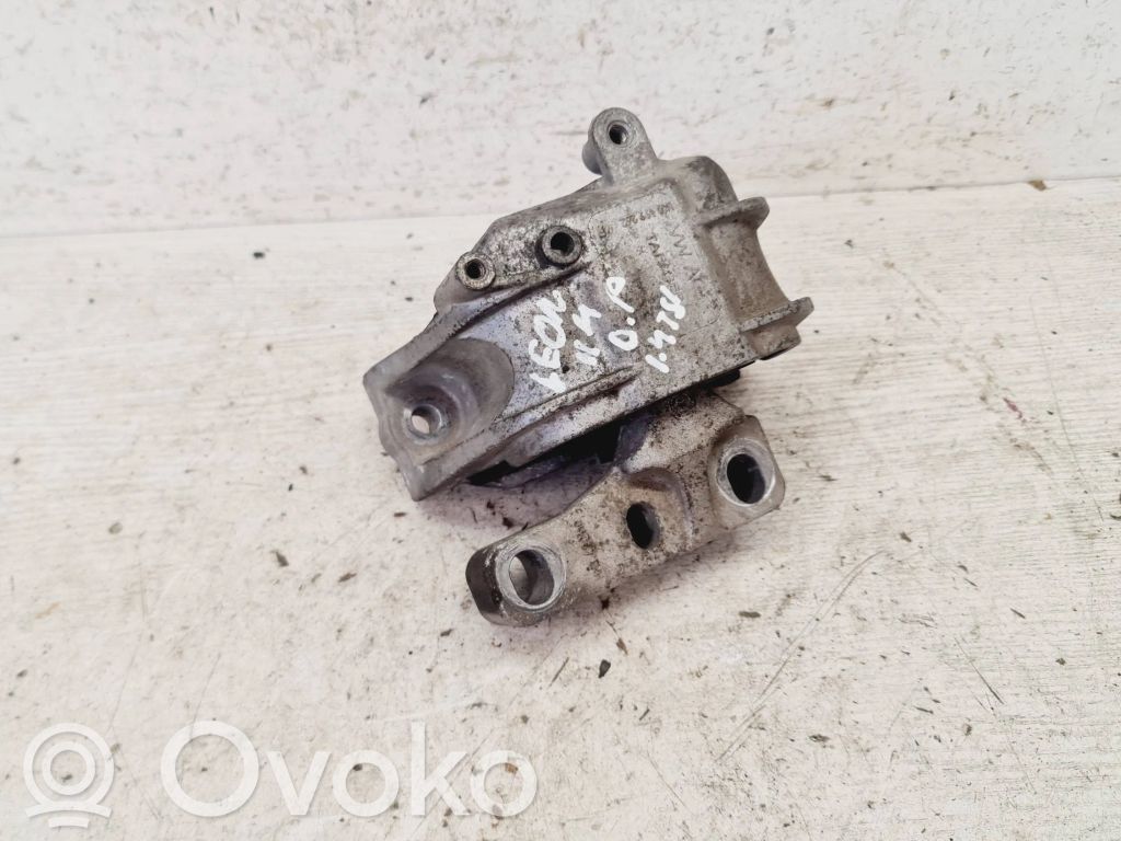 Seat Leon (1P) Engine mount bracket 
