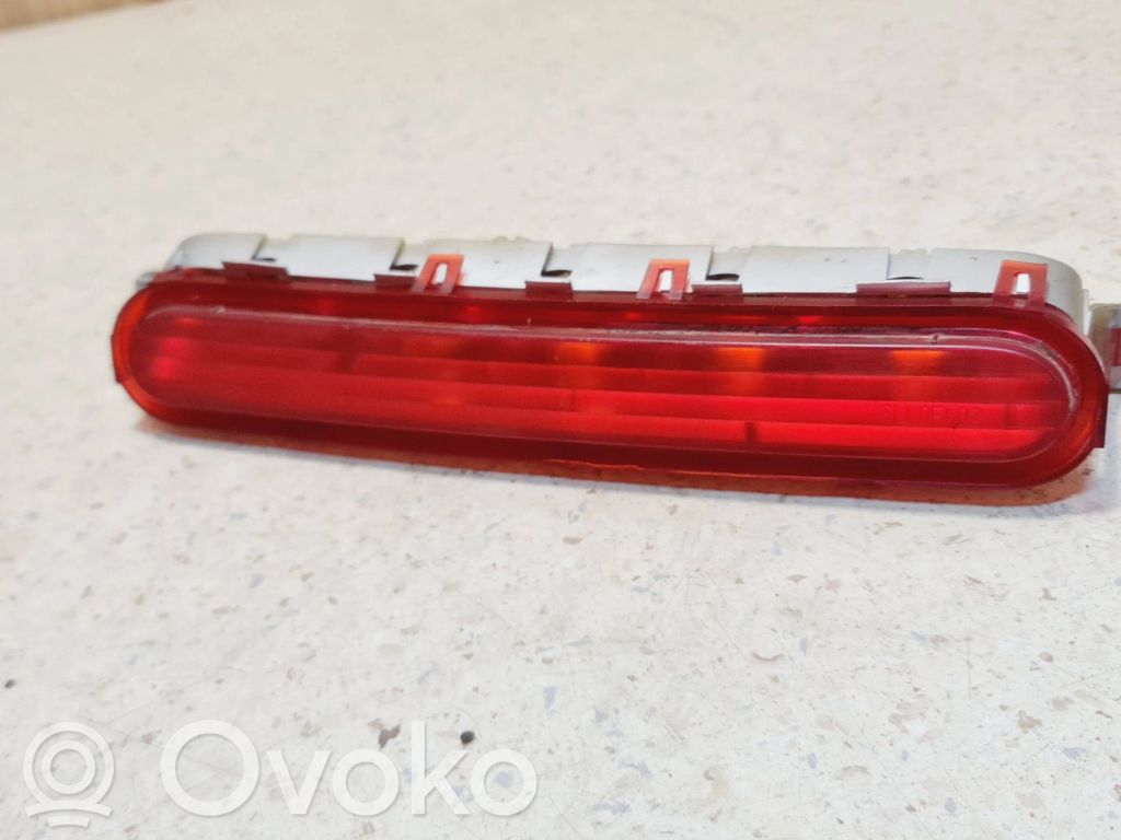 Toyota Corolla Verso AR10 Third/center stoplight 