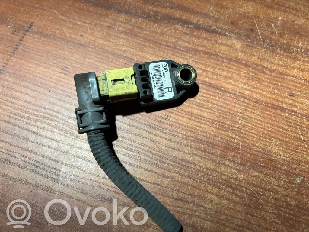 Toyota Corolla Verso AR10 Airbagsensor Crashsensor Drucksensor 