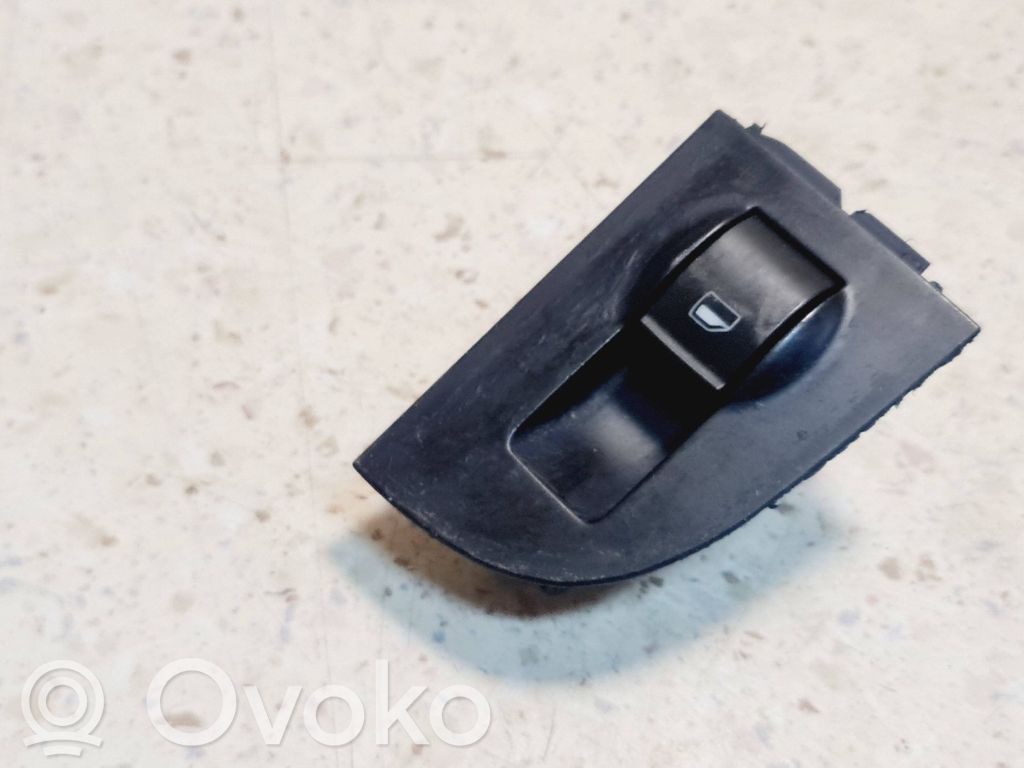 Audi A6 S6 C5 4B Electric window control switch 
