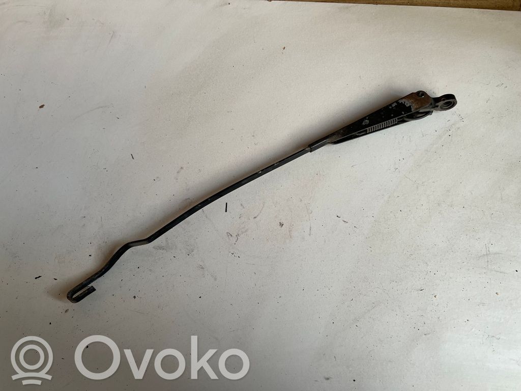 Volkswagen Golf II Wischerarm vorne 