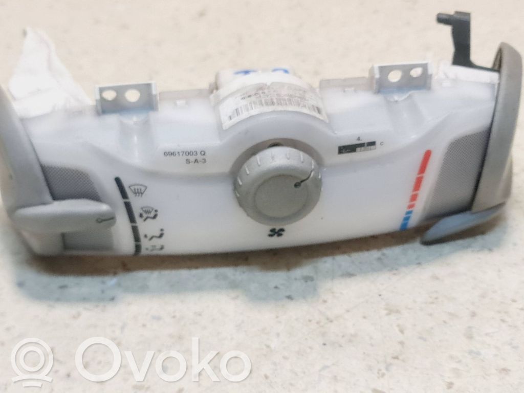 Citroen C1 Climate control unit 