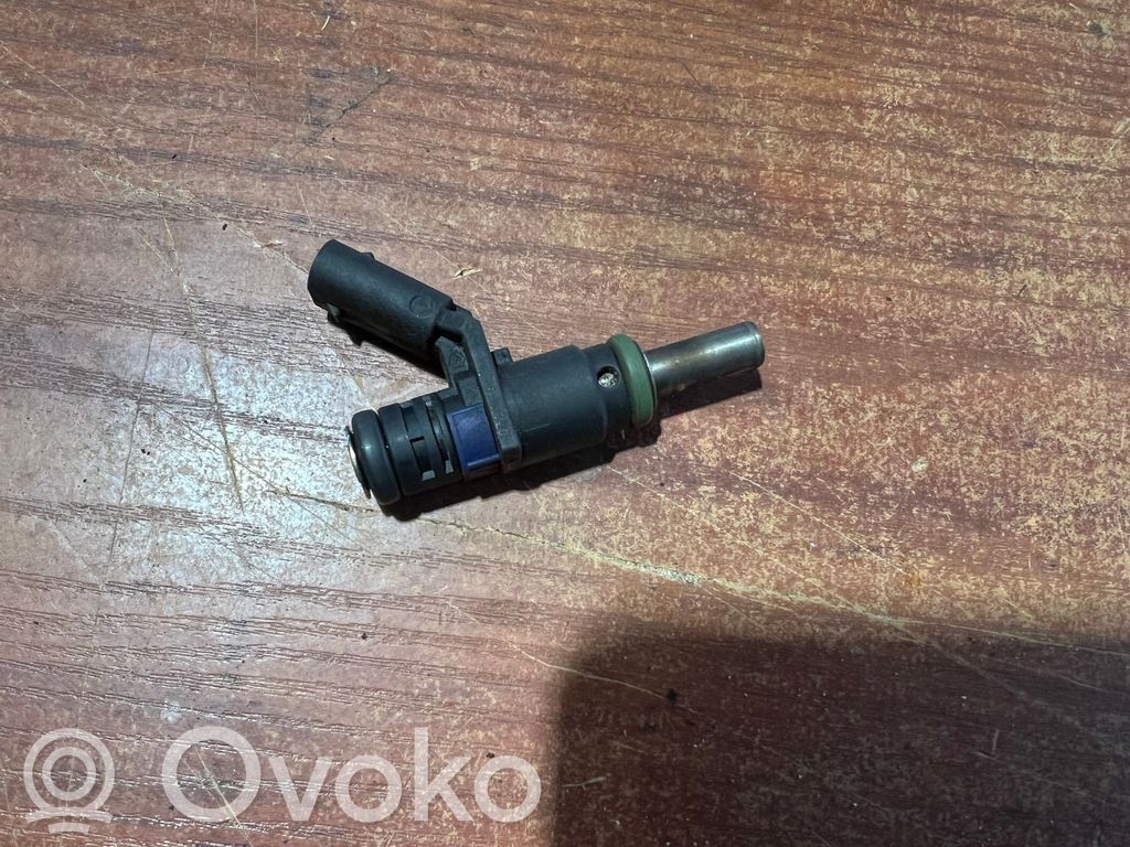 Mercedes-Benz A W169 Inyector de combustible 